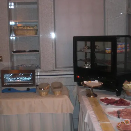 Gala ميلان