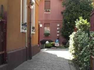 Gala Milano